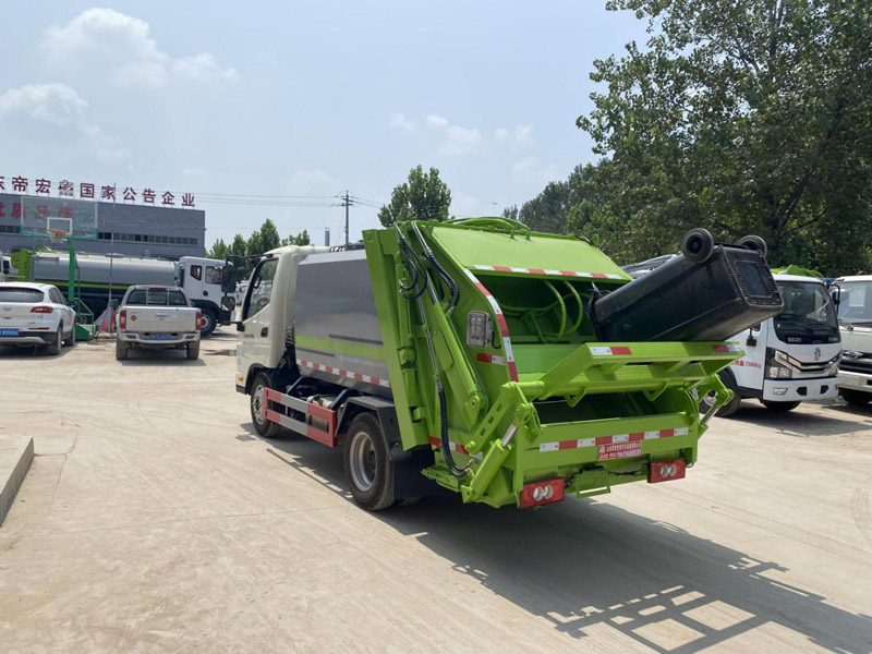 福田4立方蓝牌压缩式垃圾车