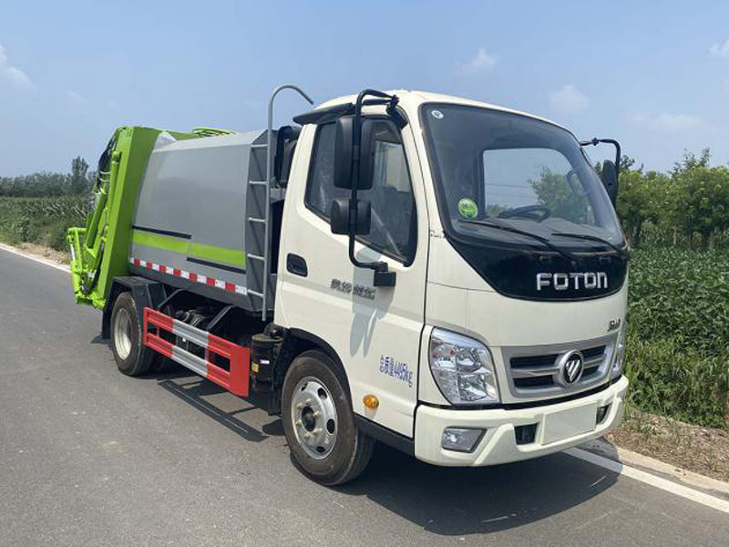 福田奥铃压缩式垃圾车