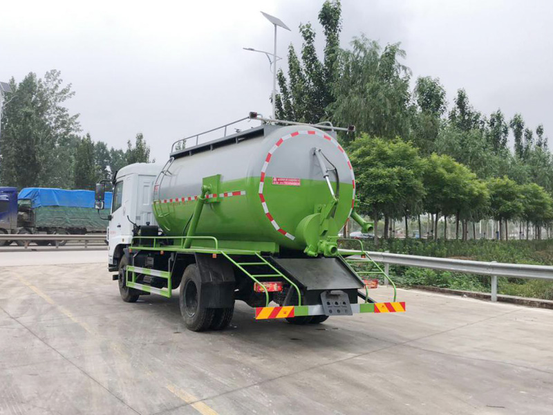 帝宏牌YTH5160GXW6EQ型吸污车